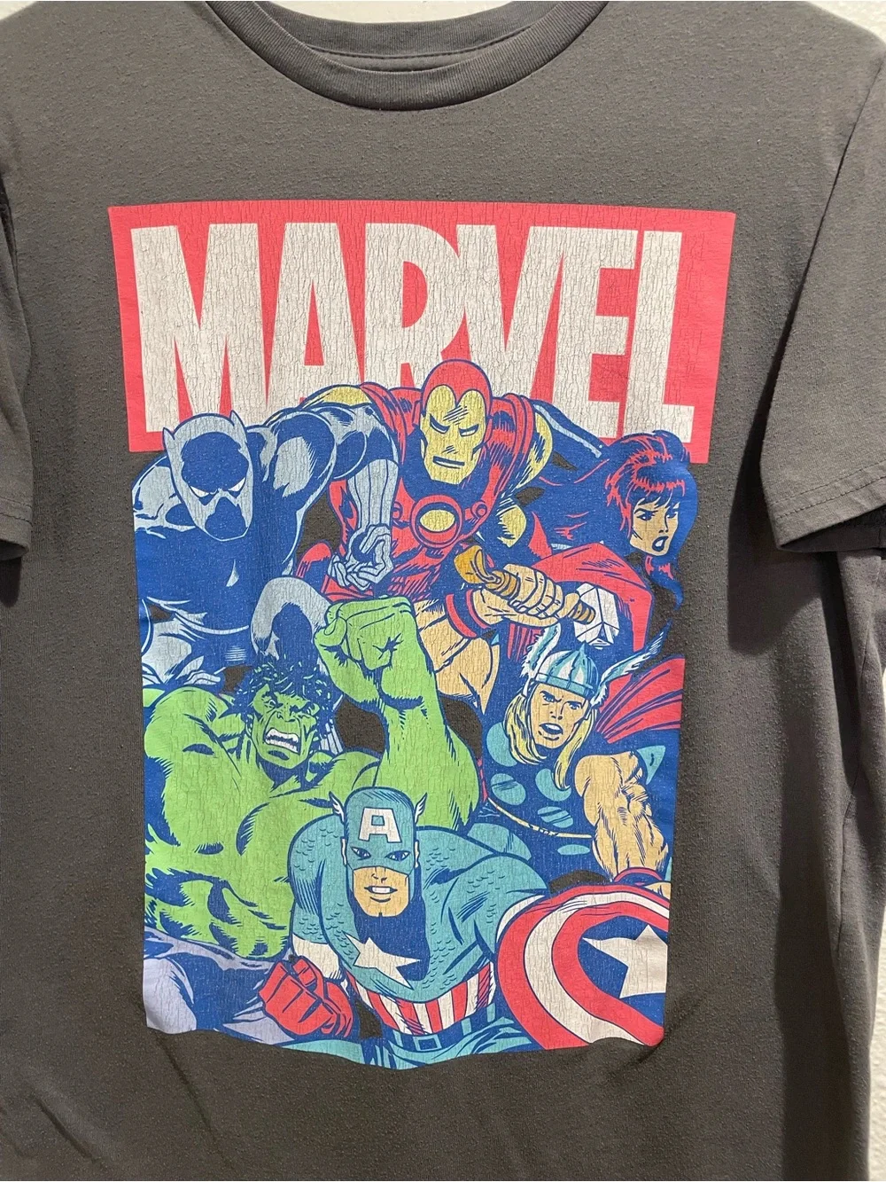 Marvel Avengers Comic Graphic T Shirt Dark Gray Charcoal Youth Large Size 10 12